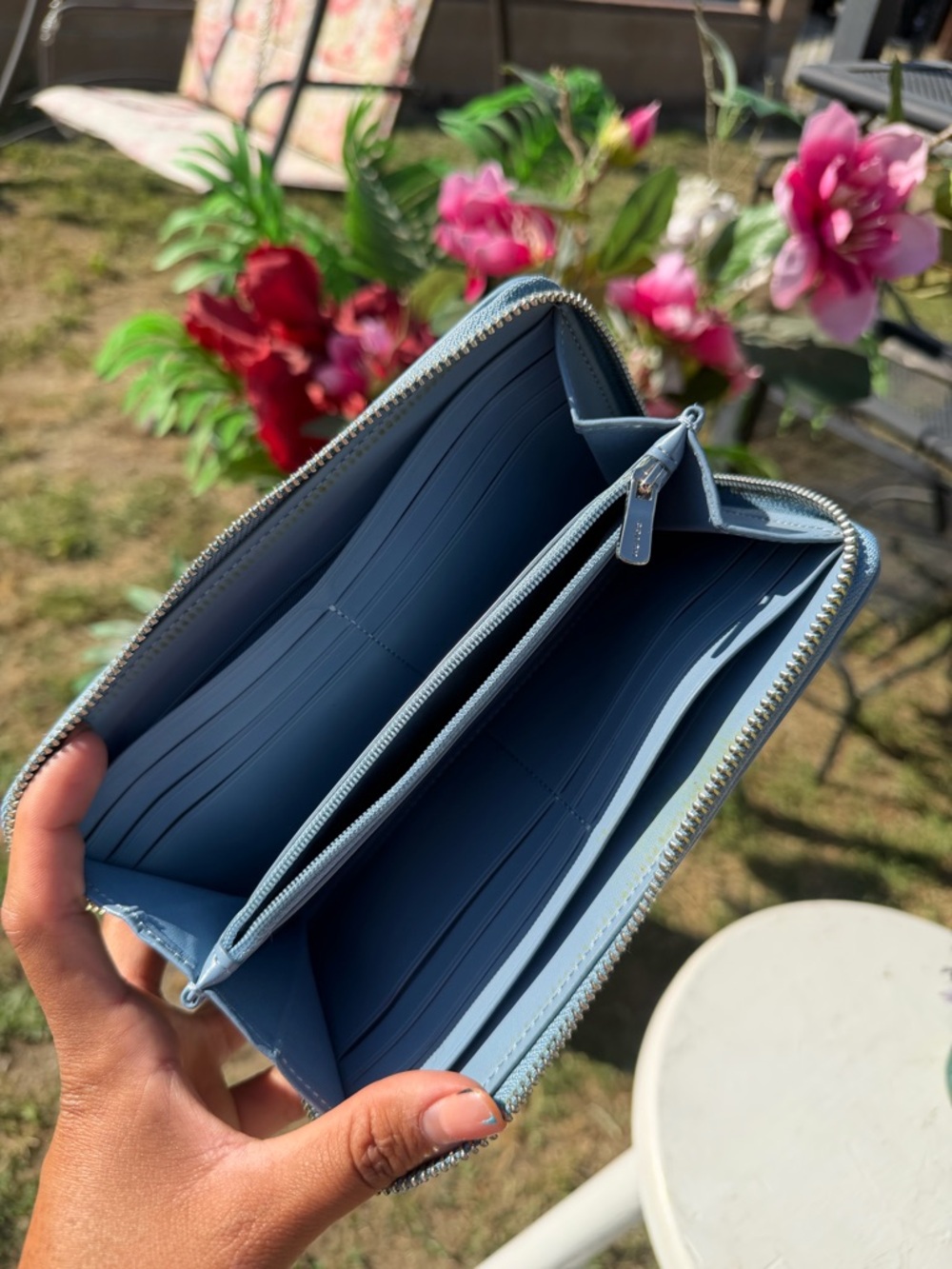 Coach Beige Signature Canvas Wallet with Light Blue Trim - Picture 6 of 6